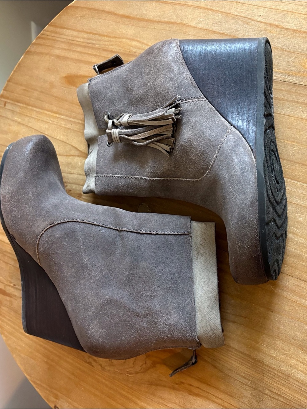 OTBT Vagray Suede Wedge Ankle Boots with Tassel in Dust Grey Size 6.5 - Picture 7 of 8